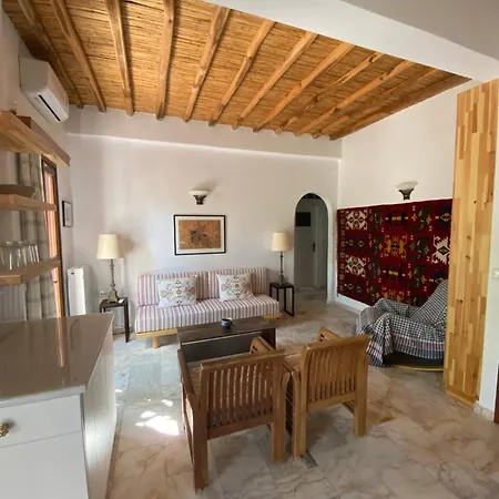 شقة Aegean House *