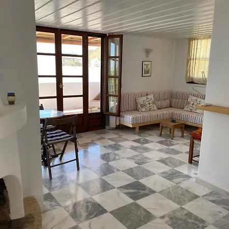 Aegean House شقة *